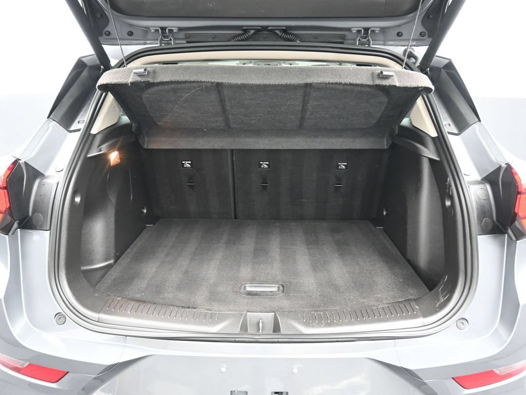 Used 2021 Buick Encore GX Select w/ Sport Touring Package FWD image 41