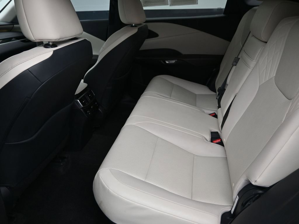 Used 2023 Lexus RX 350 FWD image 13