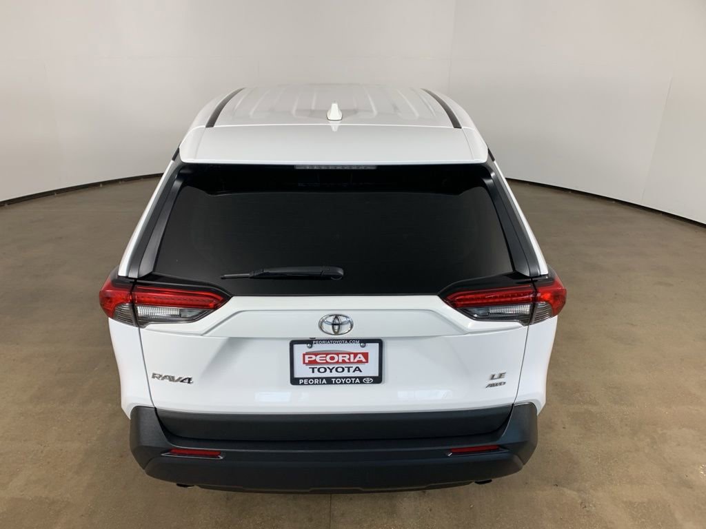 Used 2024 Toyota RAV4 LE AWD/4WD image 11