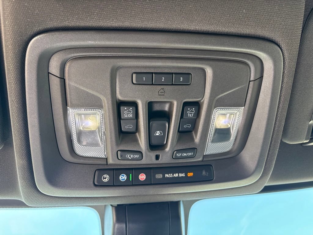 Used 2022 Chevrolet Silverado 1500 LTZ w/ LTZ Premium Package AWD/4WD image 35