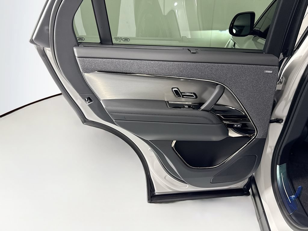 New 2026 Land Rover Range Rover Sport Dynamic SE AWD/4WD image 28
