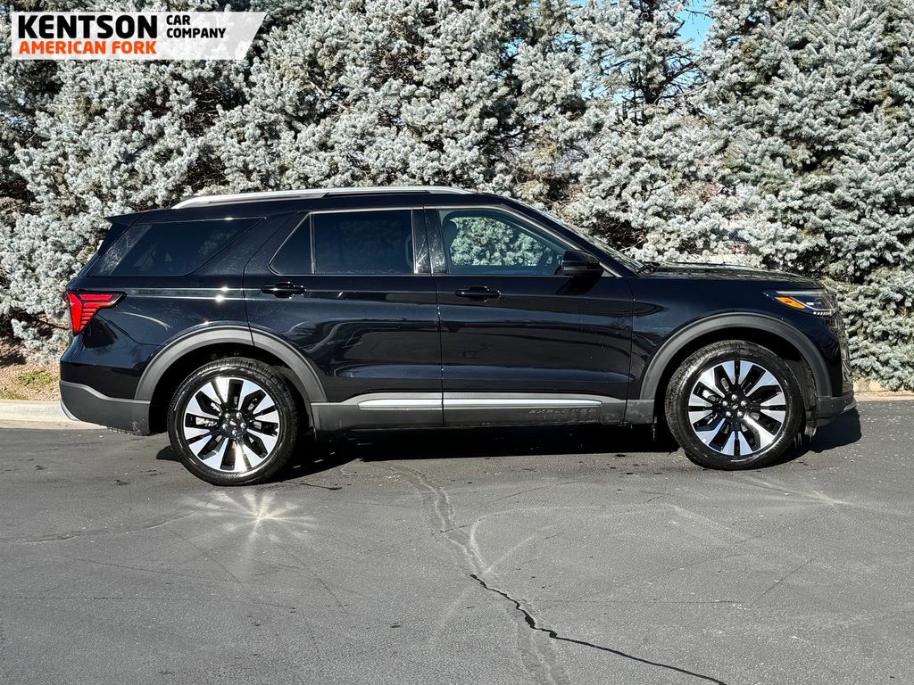 Used 2025 Ford Explorer Platinum w/ LUX Leather Package image 9