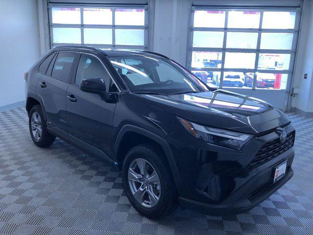 Certified 2025 Toyota RAV4 LE AWD/4WD image 36