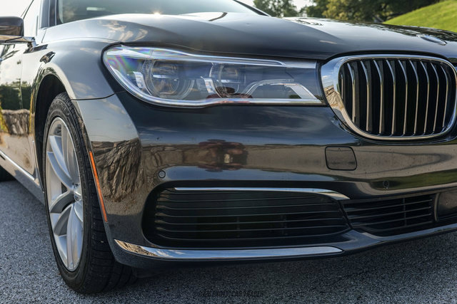 Used 2019 BMW 750i xDrive w/ Executive Package AWD/4WD image 87