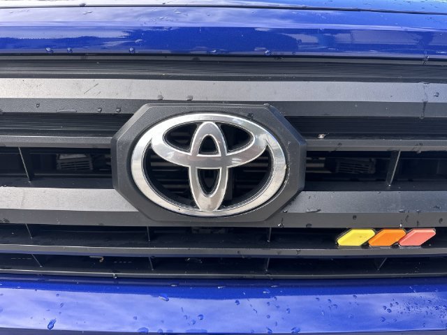 Used 2025 Toyota Tacoma SR5 RWD image 10