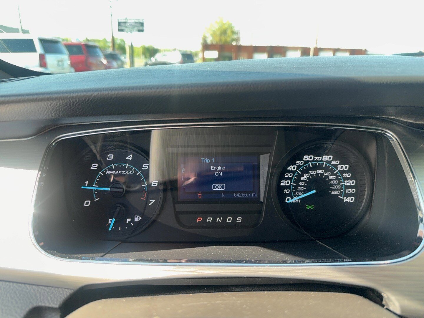 Used 2017 Ford Taurus SEL FWD image 16