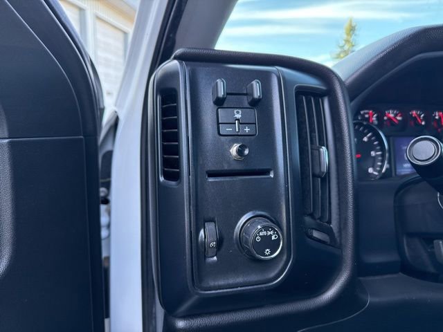 Used 2016 Chevrolet Silverado 1500 W/T w/ Trailering Package image 29