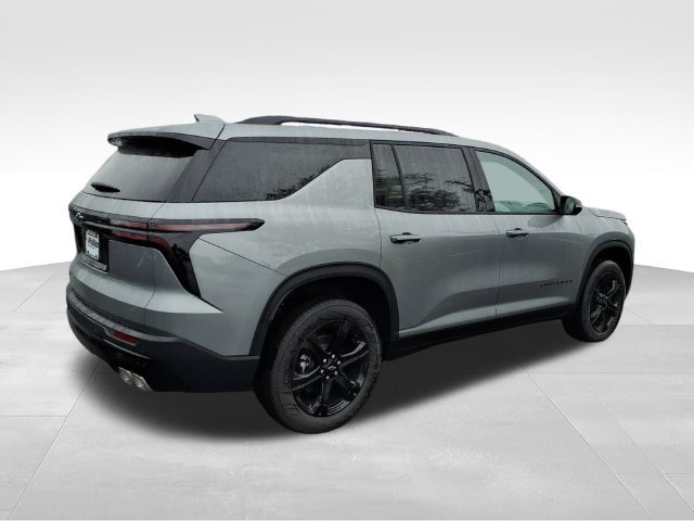 New 2027 Chevrolet Traverse LT w/ Midnight/Sport Edition FWD image 3