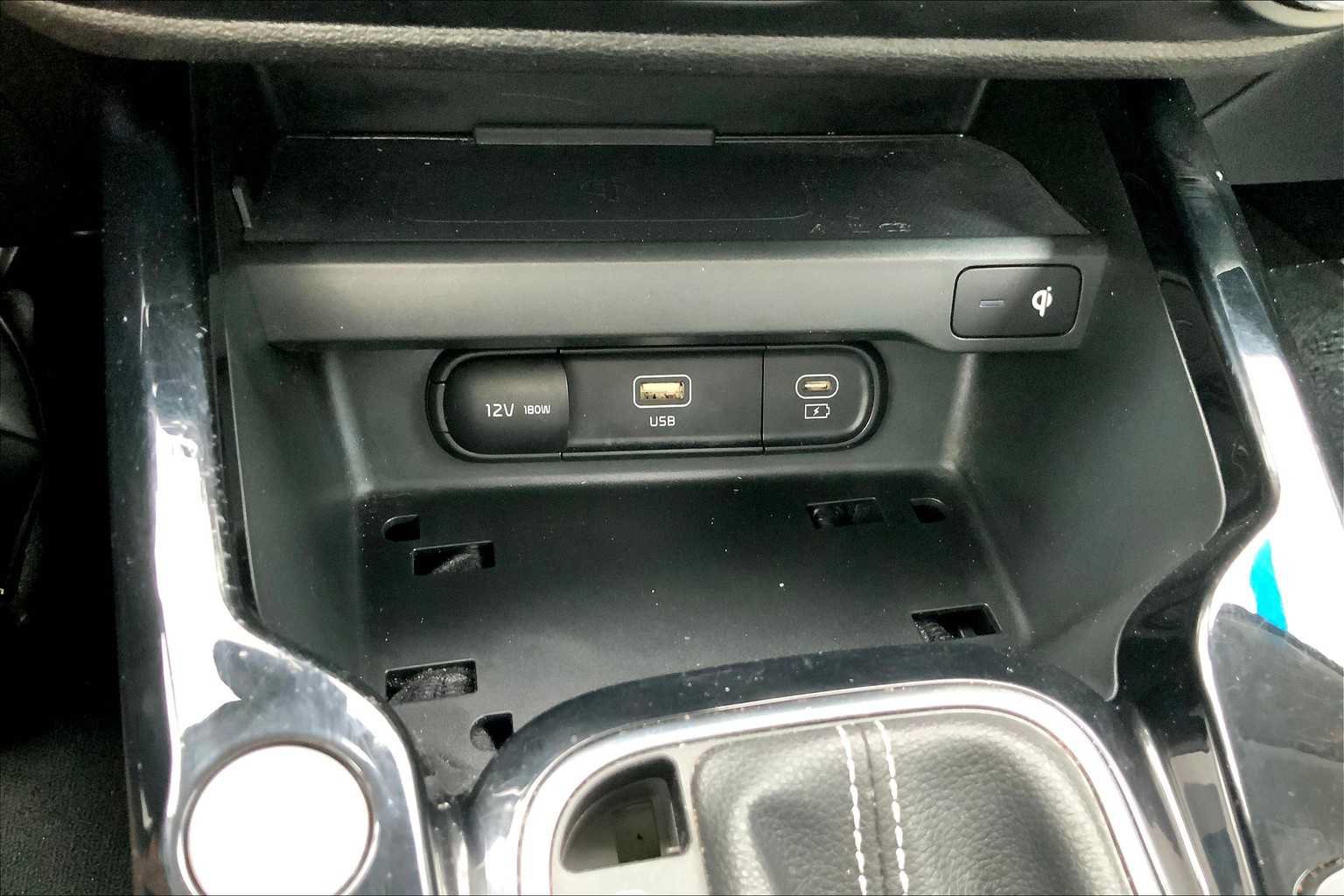 Certified 2023 Kia Soul GT-Line FWD image 35