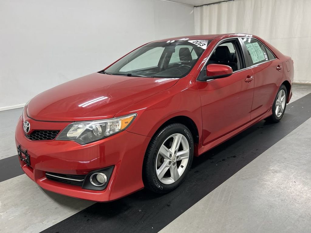 Used 2013 Toyota Camry SE FWD image 5