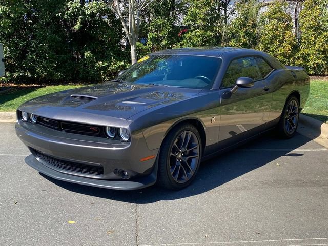 Used 2022 Dodge Challenger R/T Scat Pack image 3