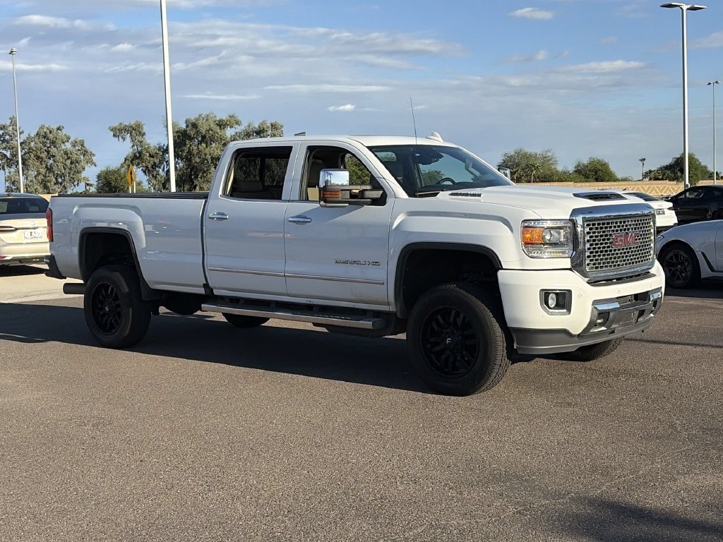 Used 2017 GMC Sierra 3500 Denali w/ Duramax Plus Package AWD/4WD image 5