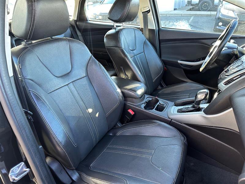 Used 2014 Ford Focus SE w/ Equipment Group 201A image 19