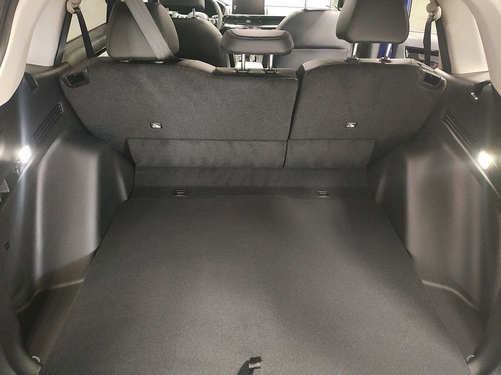 Used 2025 Honda CR-V EX-L image 15