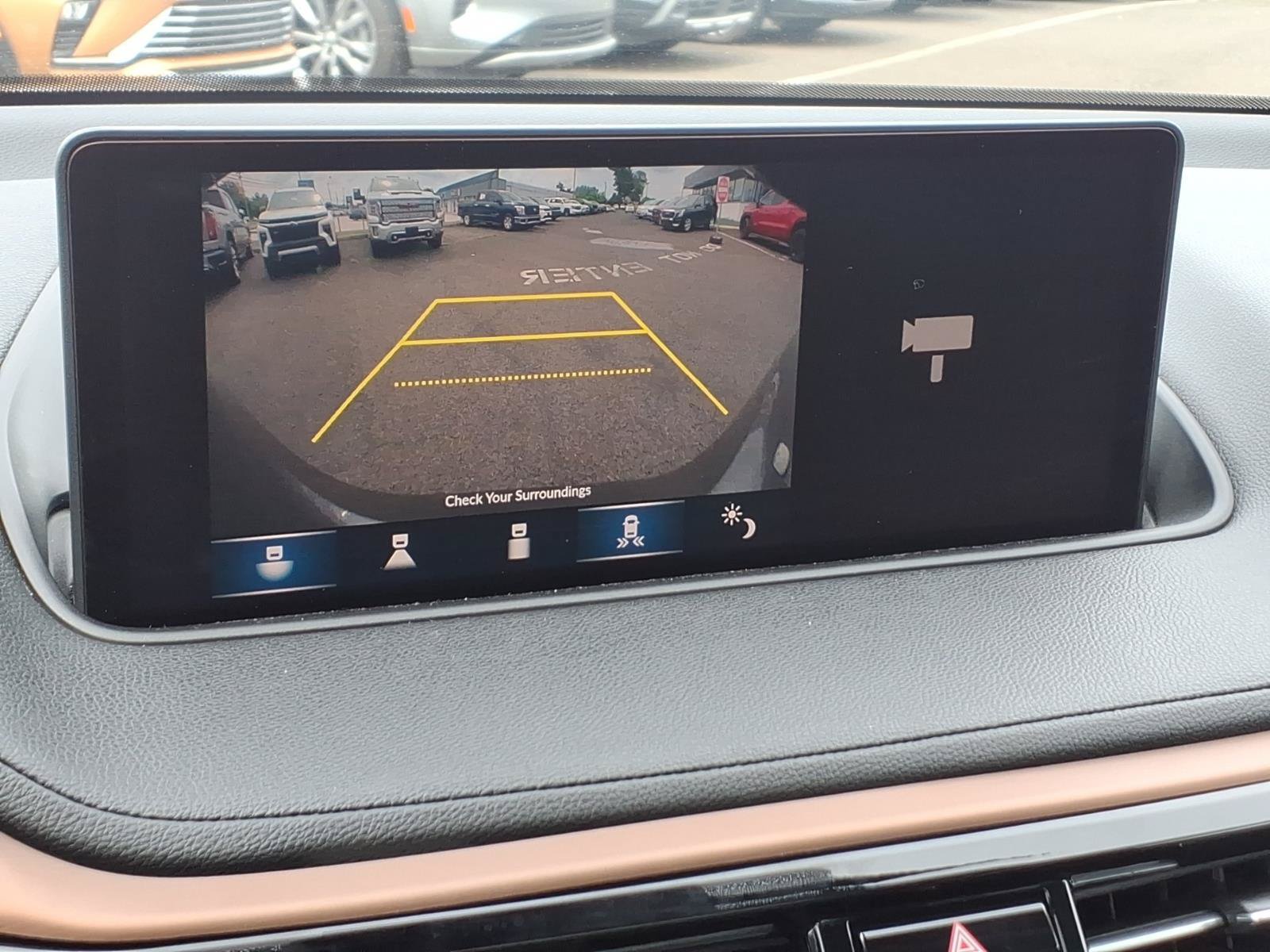 Used 2022 Acura MDX SH-AWD image 22