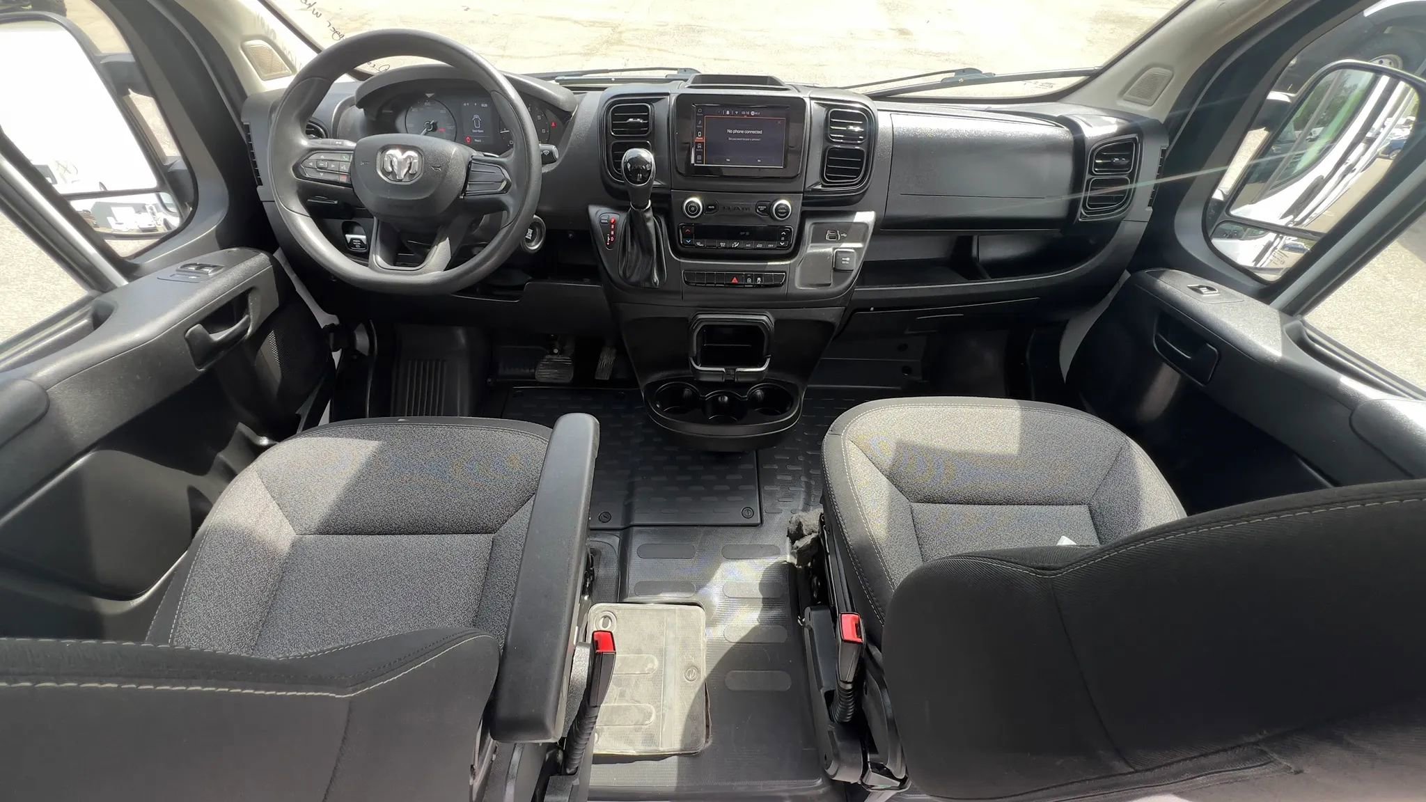 Used 2023 RAM ProMaster 2500 FWD image 18
