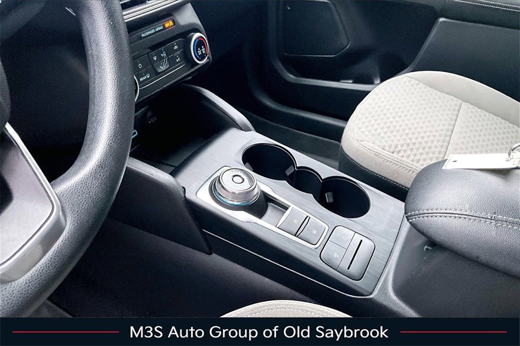 Used 2022 Ford Escape SE image 17