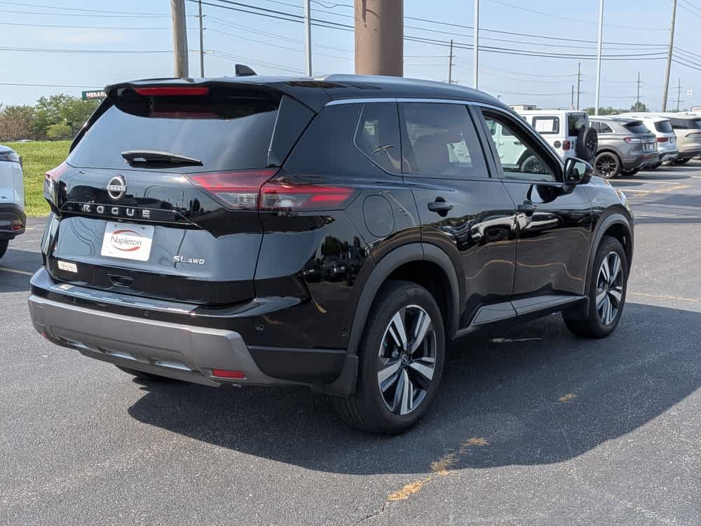 Used 2024 Nissan Rogue SL w/ SL Premium Package AWD/4WD image 7