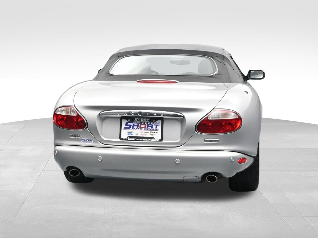 Used 2004 Jaguar XK8 Convertible RWD image 4