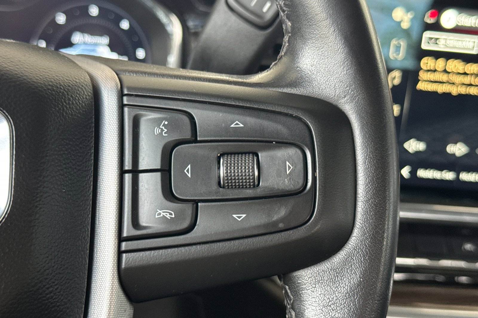 Used 2022 GMC Sierra 1500 Elevation image 24