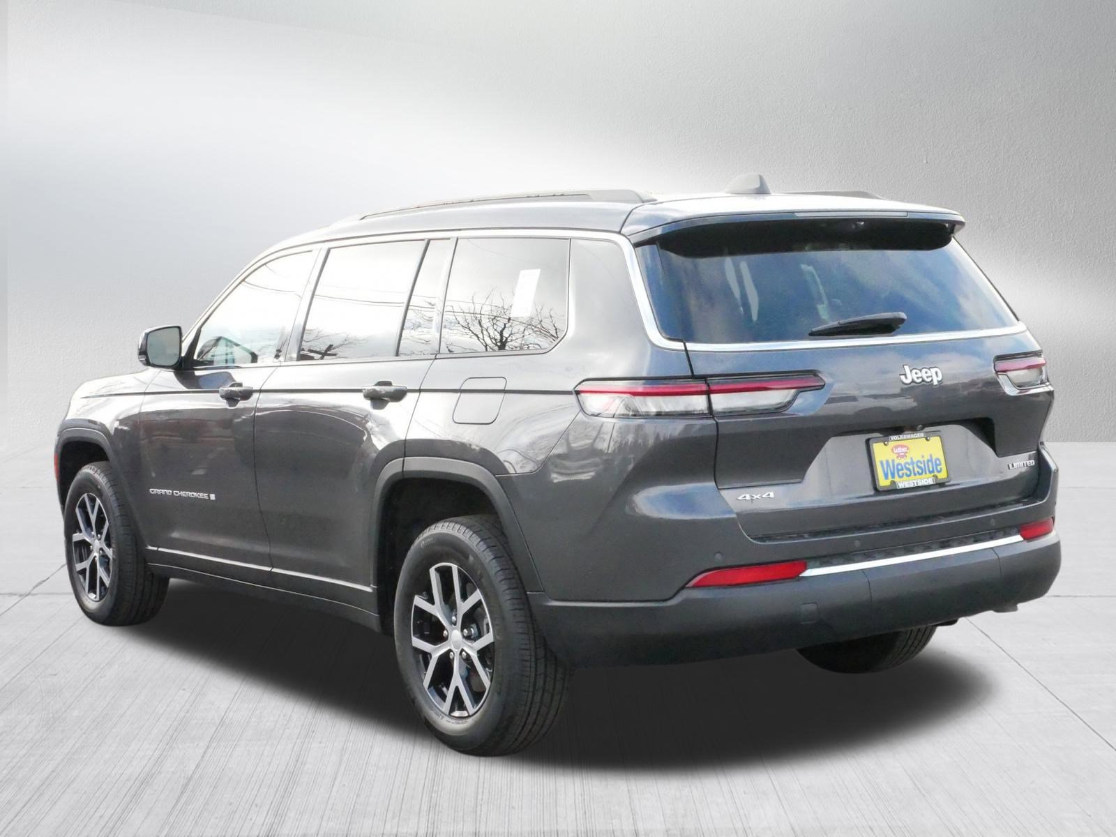 Used 2024 Jeep Grand Cherokee L Limited w/ Luxury Tech Group II image 5