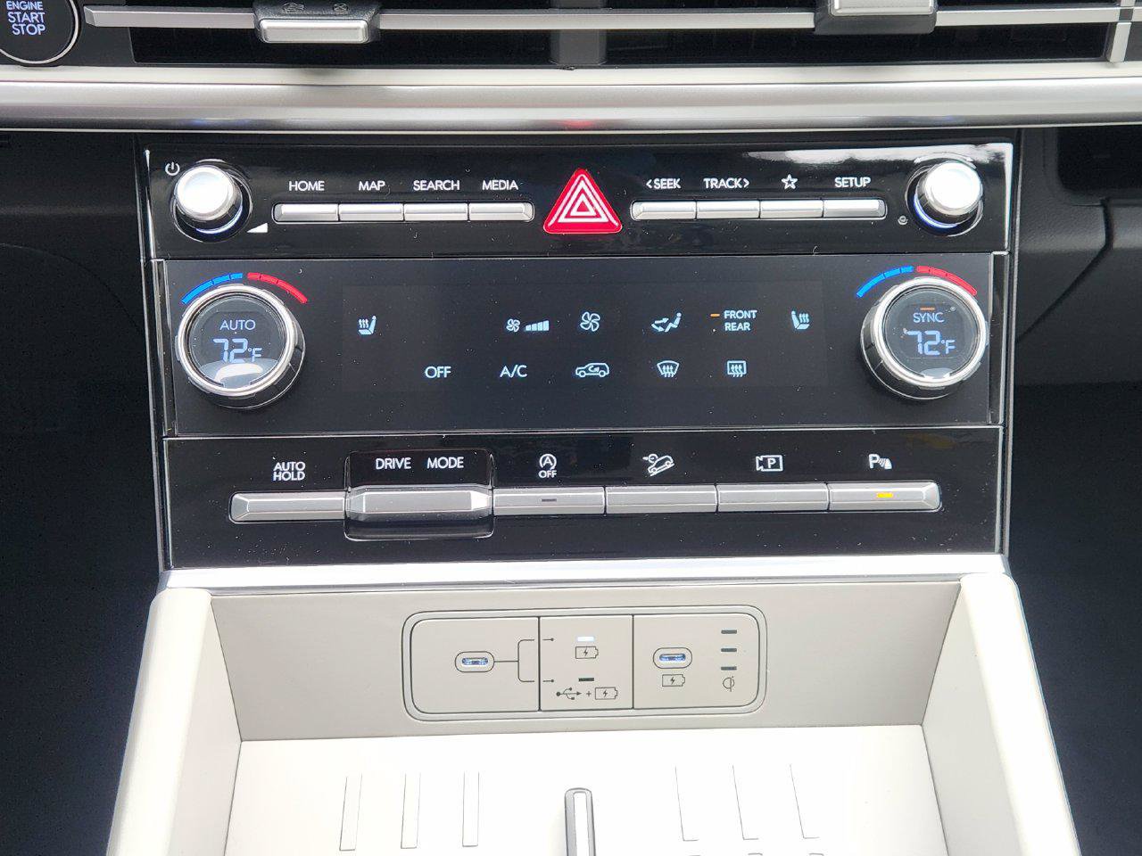 New 2026 Hyundai Santa Fe SEL FWD image 15