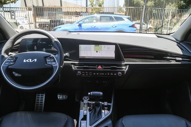Certified 2023 Kia Niro EX Touring FWD image 13