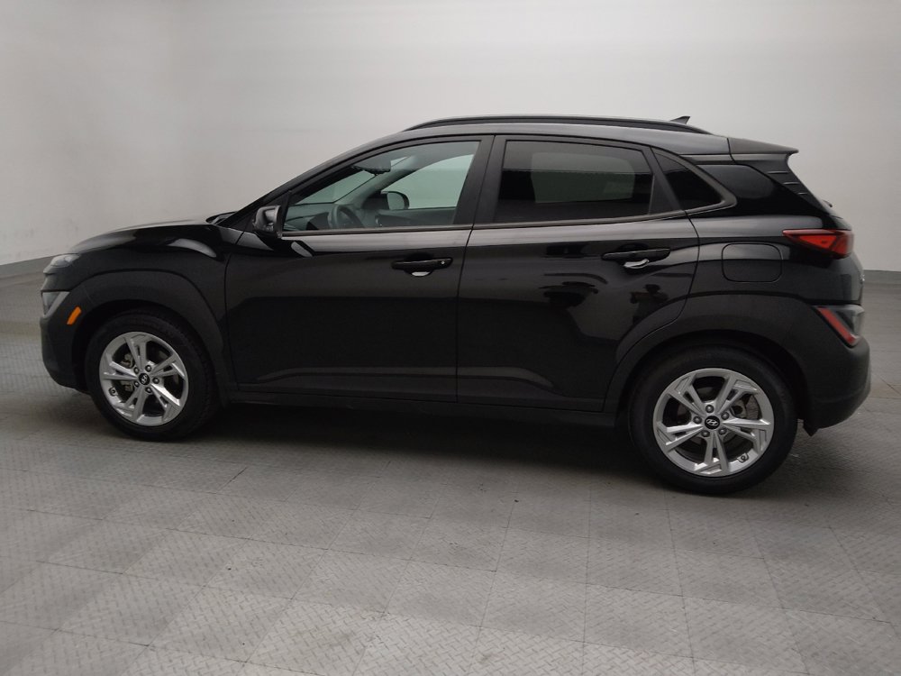 Used 2022 Hyundai Kona SEL FWD image 3