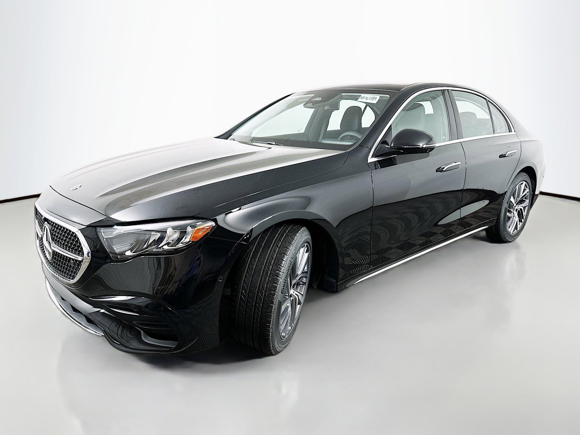 New 2025 Mercedes-Benz E 450 4MATIC Sedan image 3