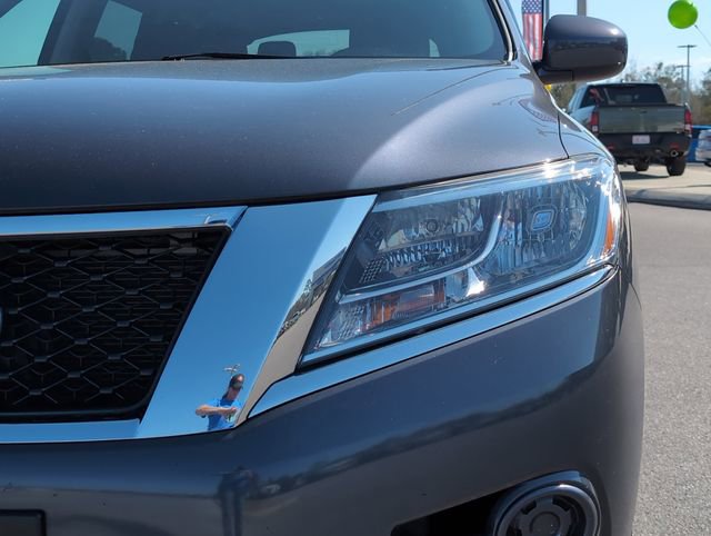 Used 2013 Nissan Pathfinder SV image 12