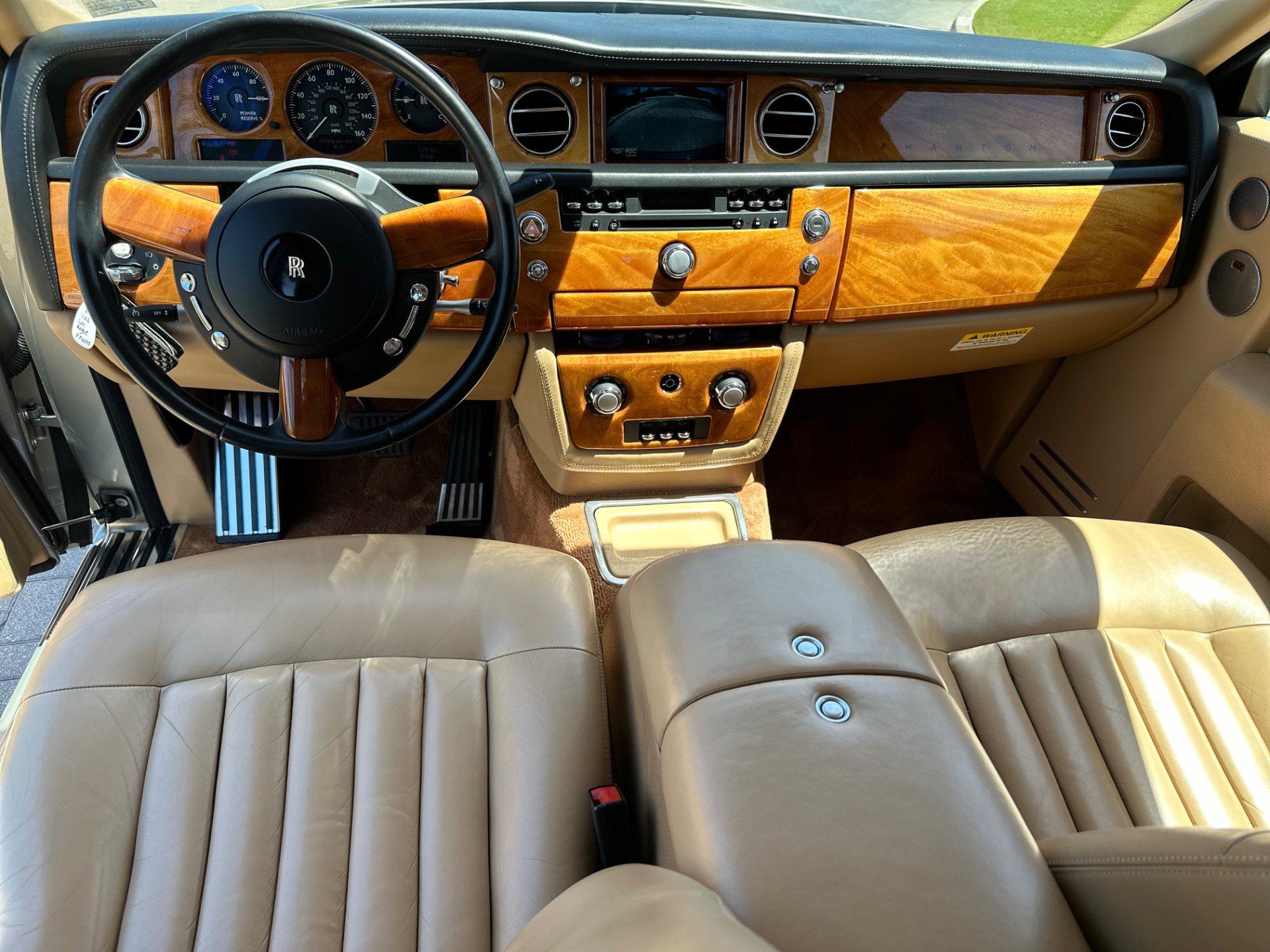 Used 2006 Rolls-Royce Phantom Sedan RWD image 39