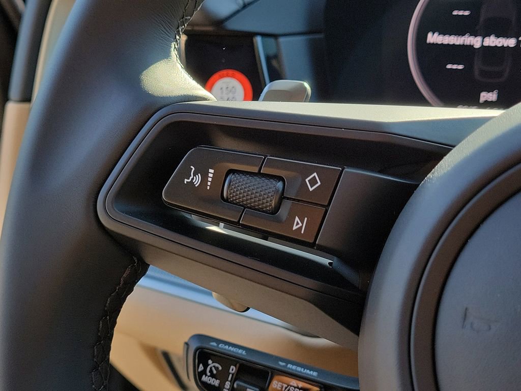 New 2026 Porsche Cayenne Coupe image 35