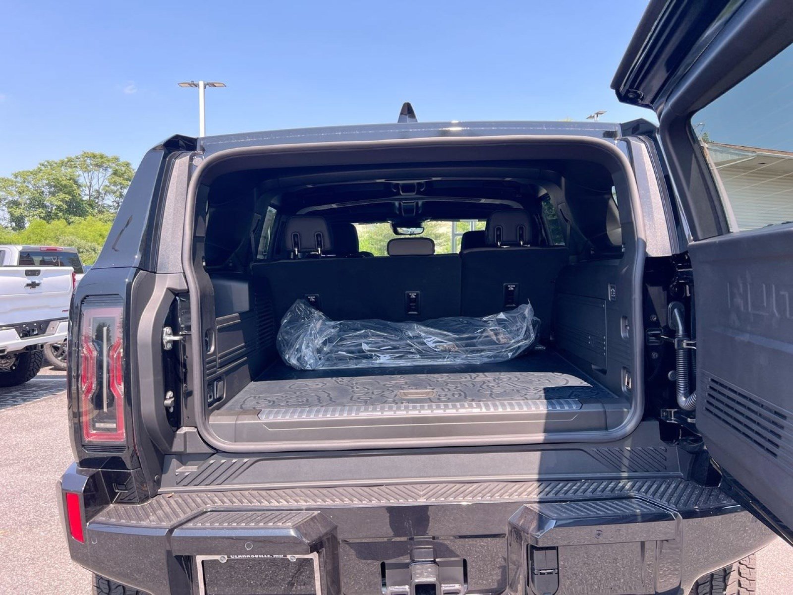 New 2025 GMC Hummer EV 2X image 23