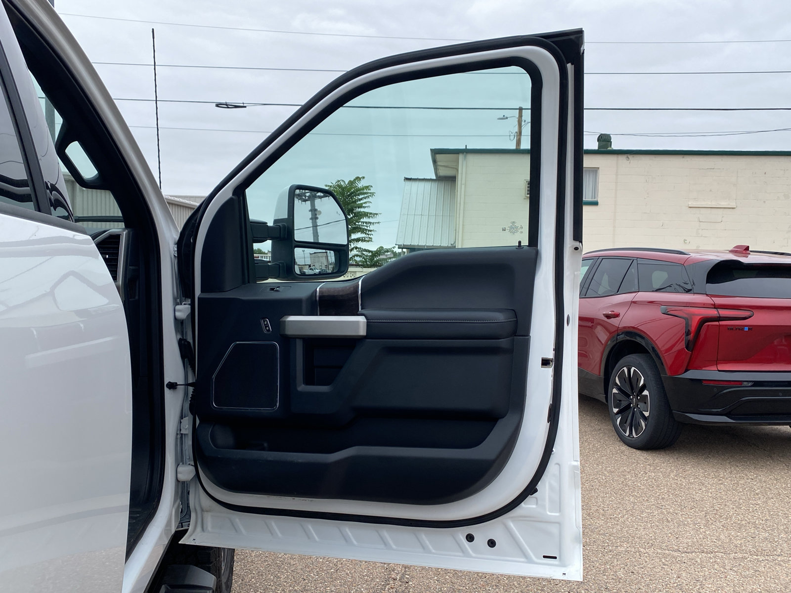 Used 2022 Ford F350 Lariat w/ Lariat Ultimate Package AWD/4WD image 20