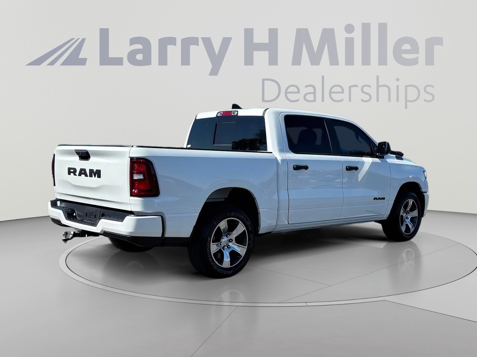 Used 2026 RAM 1500 Express RWD image 6