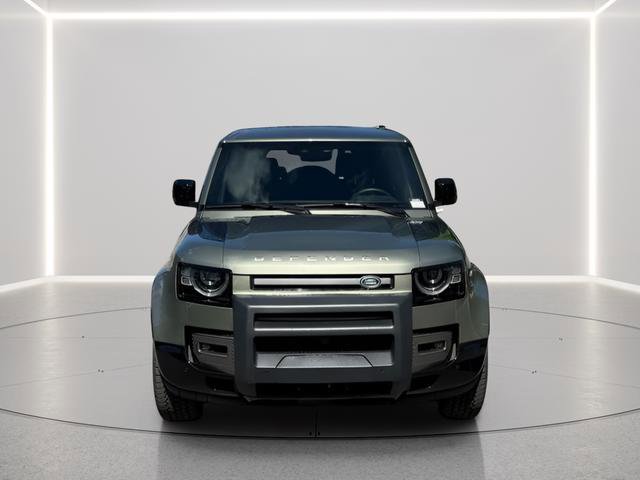 Certified 2025 Land Rover Defender 130 X-Dynamic SE AWD/4WD image 8