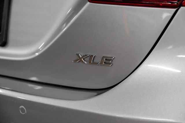 Used 2018 Toyota Camry XLE FWD image 52
