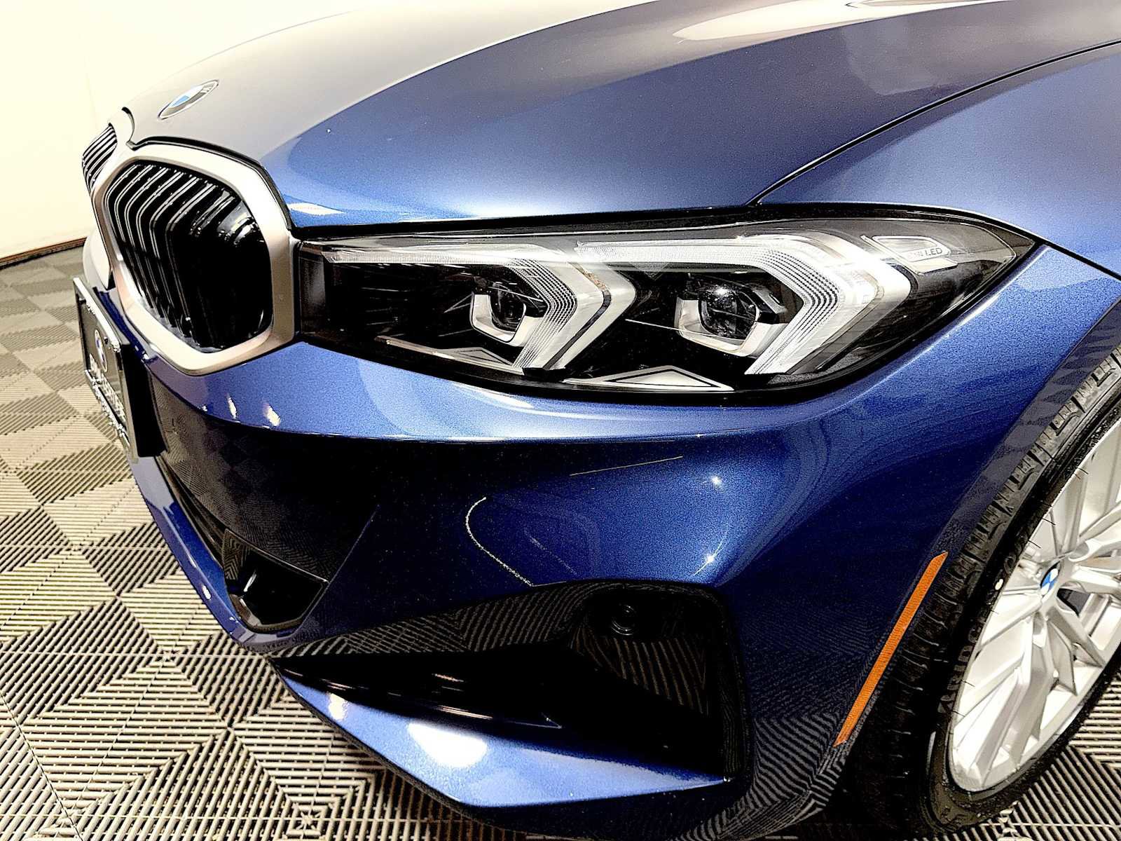 Certified 2023 BMW 330i xDrive Sedan w/ Convenience Package image 27