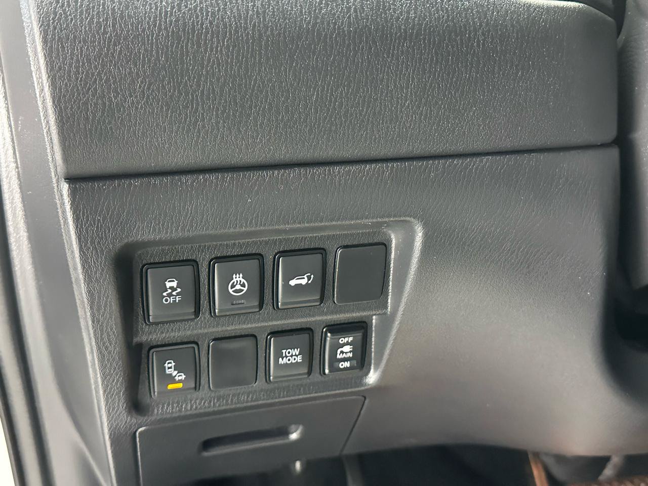Used 2019 Nissan Pathfinder SL FWD image 22