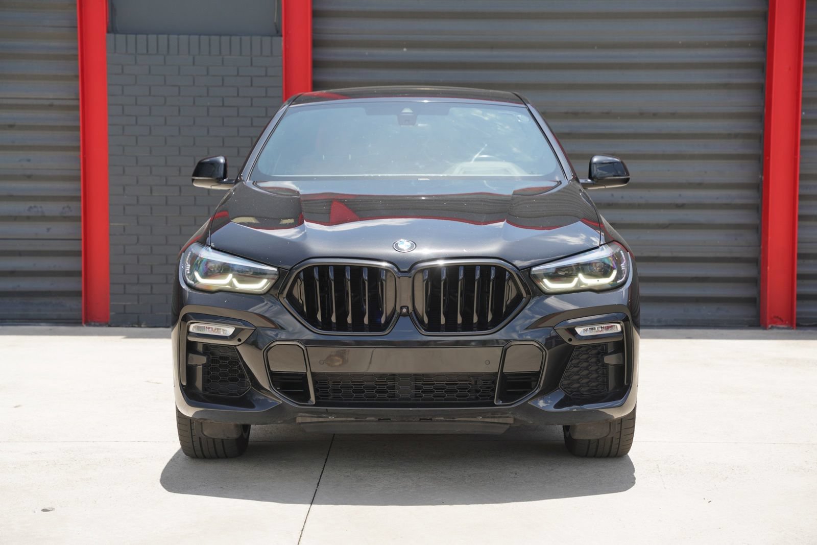 Used 2021 BMW X6 sDrive40i w/ M Sport Package RWD video 2