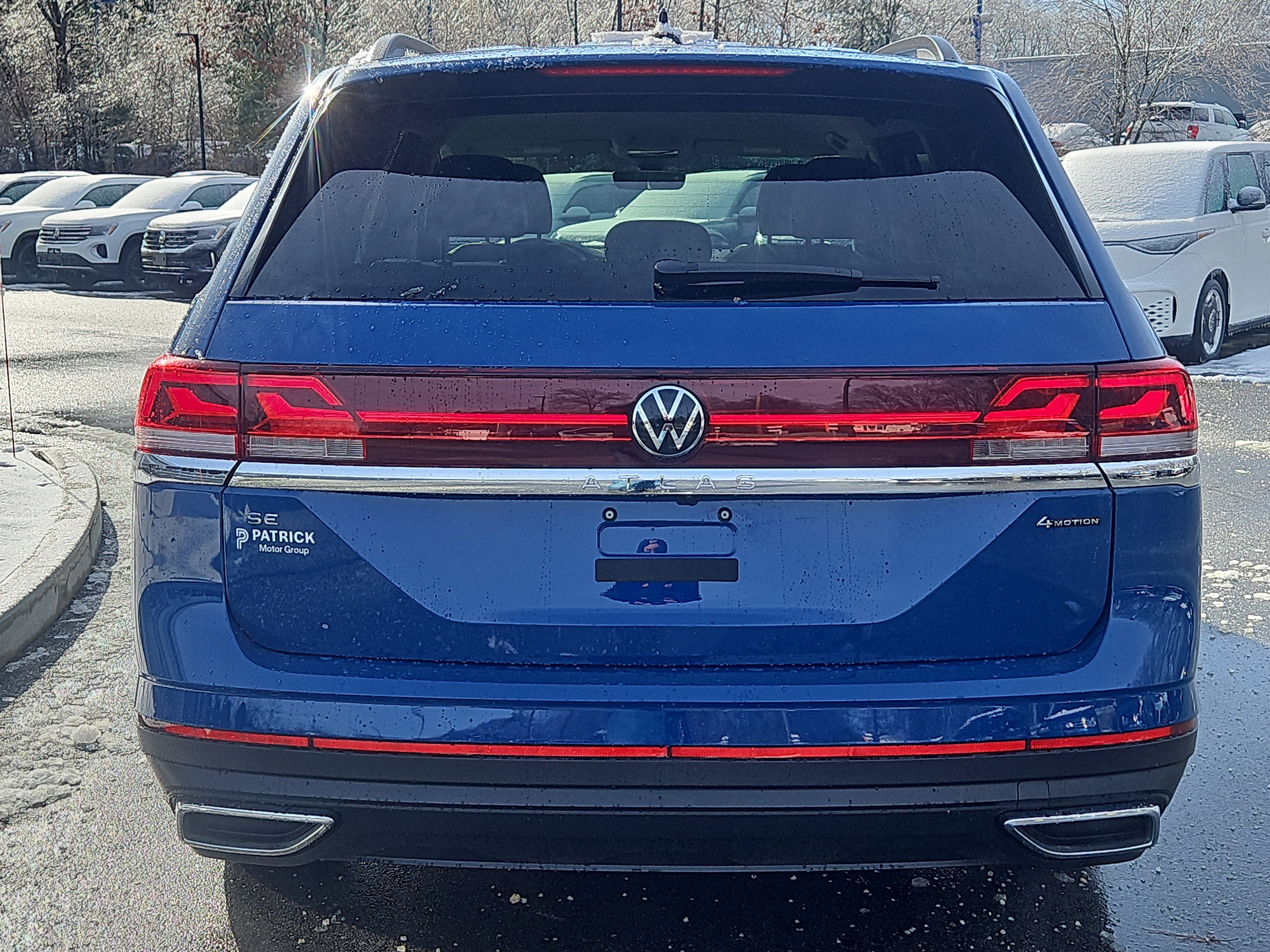 Used 2025 Volkswagen Atlas SE image 26