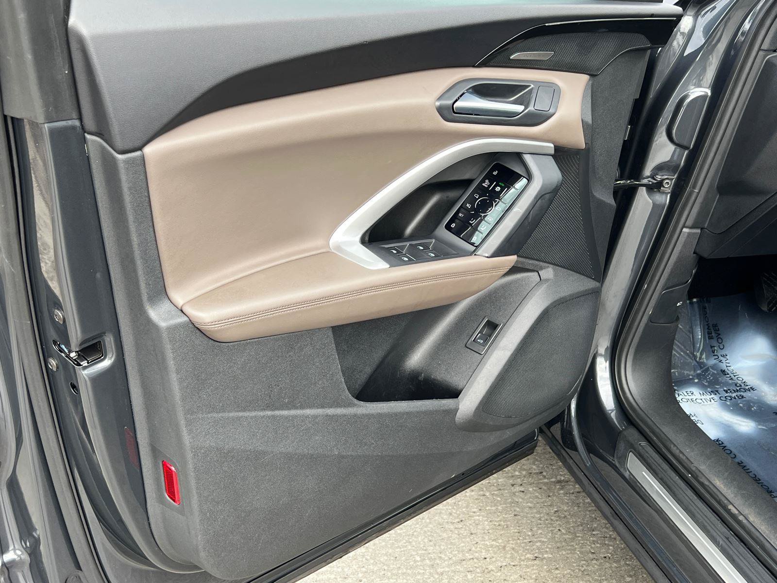 Certified 2025 Audi Q5 Premium w/ Premium Plus AWD/4WD image 10