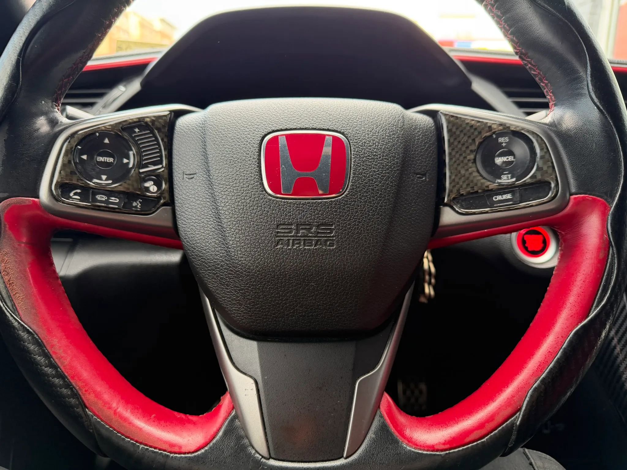 Used 2018 Honda Civic Type R image 17