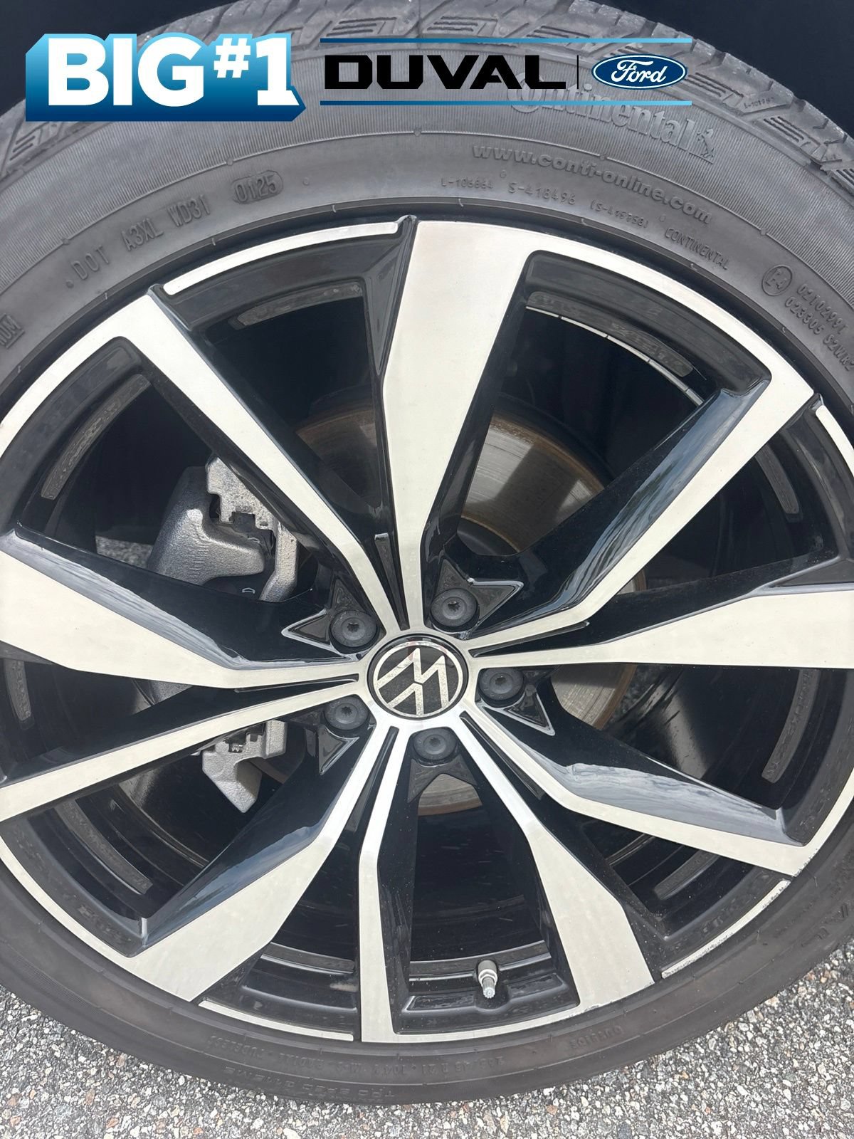 Used 2024 Volkswagen Atlas SEL Premium R-Line AWD/4WD image 8