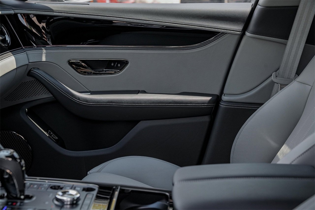 New 2025 Bentley Flying Spur Plug-In Hybrid image 20