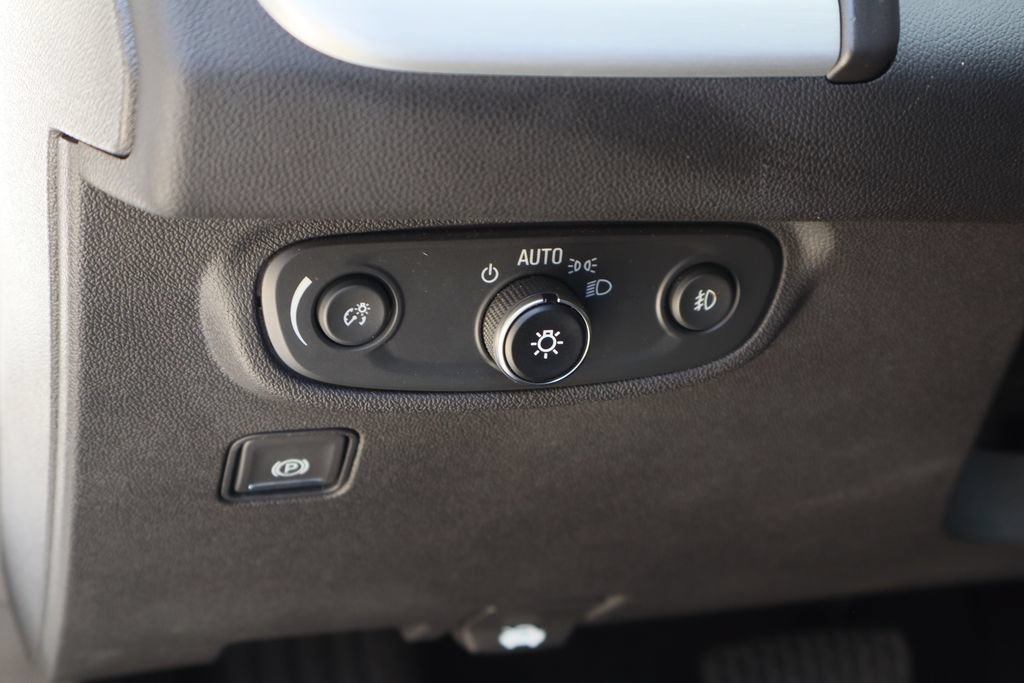 Used 2024 GMC Terrain SLT FWD image 12