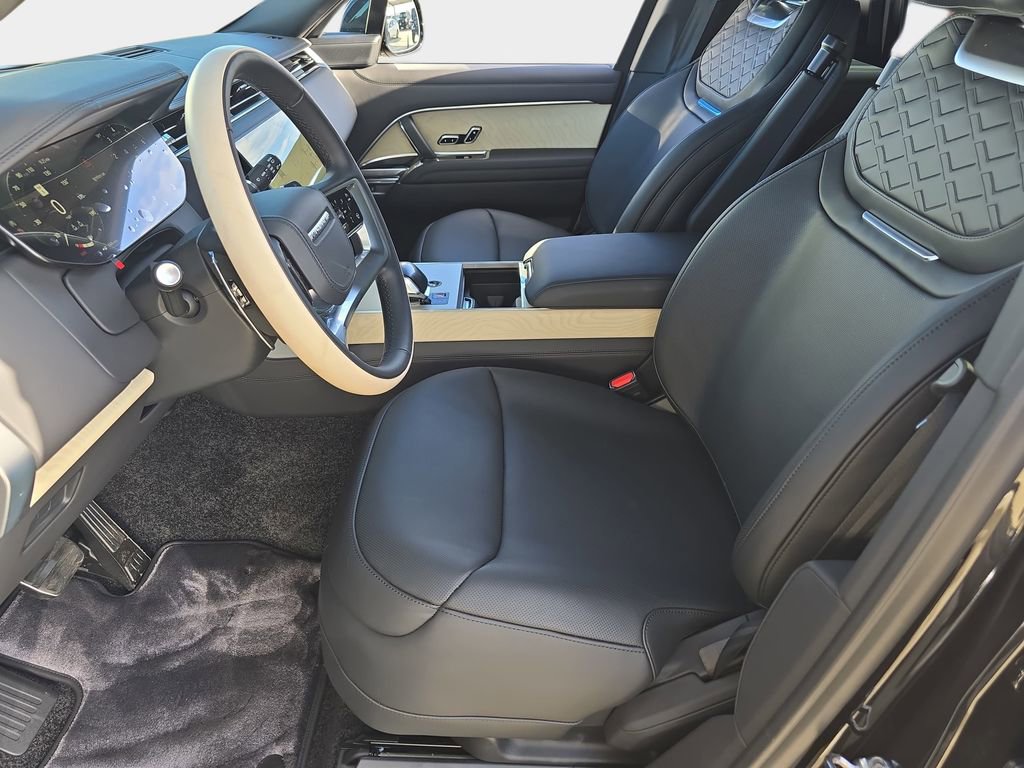 New 2026 Land Rover Range Rover SV image 16