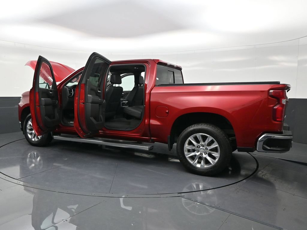 Used 2021 Chevrolet Silverado 1500 LTZ image 32