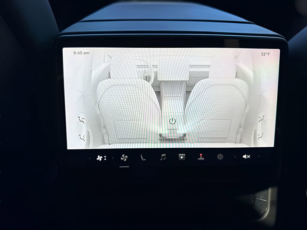 Used 2024 Tesla Model 3 Standard Range image 13