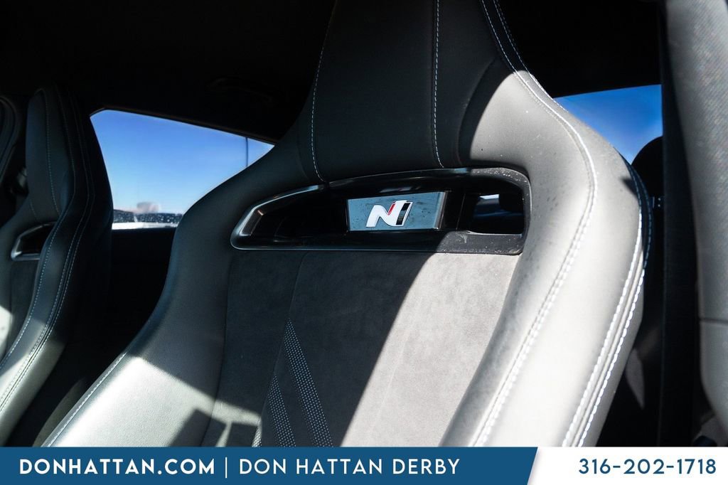 Used 2023 Hyundai Elantra N image 17
